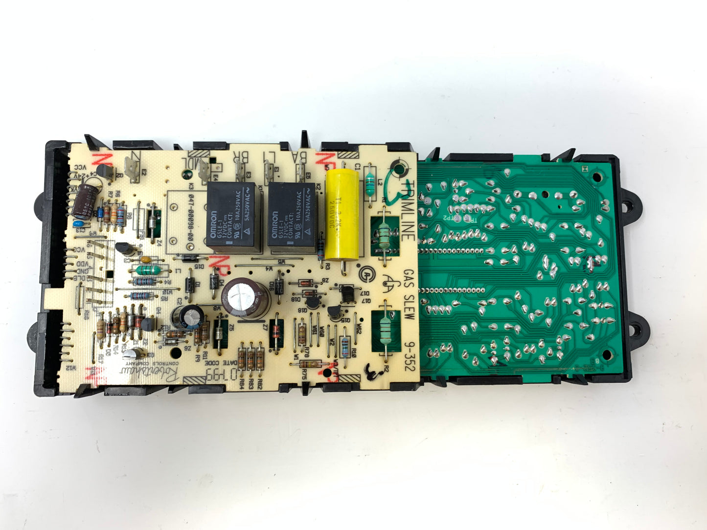 Maytag Amana Stove Control Board 7601P512-60 - Front View